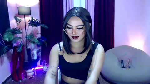 Siana online show from September 24, 5:19 pm