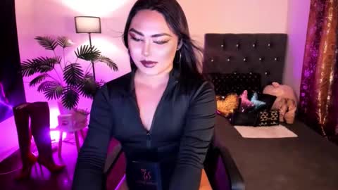 Siana online show from April 29, 6:03 pm
