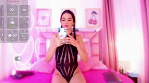 I V A N A  S E X Y   M O N T AL V O online show from February 19, 11:00 pm