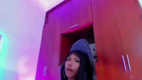 ivannapretyts online show from September 19, 4:46 pm