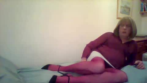 izzy_mchoney online show from February 1, 2:47 am