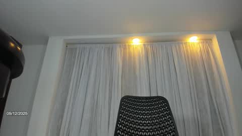 JADDYK  online show from December 5, 10:27 pm