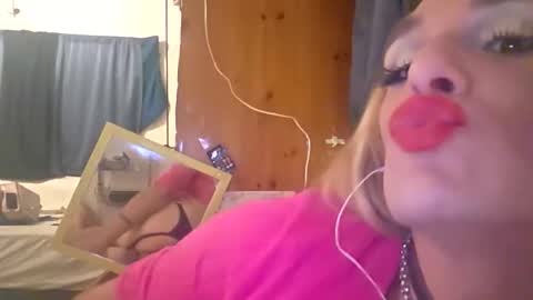 jadedmoshier online show from November 12, 8:57 am