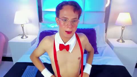 jadejolie_ online show from June 26, 12:20 pm