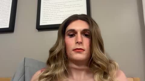 Bri online show from March 28, 1:18 am