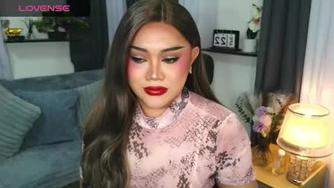 Jasmine Brandy online show from April 25, 7:33 pm