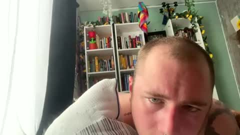 mymomleftmesoilikeitinthe online show from July 16, 1:55 am