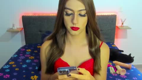  ashley   online show from February 6, 10:10 pm