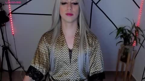  ashley   online show from September 10, 9:08 am