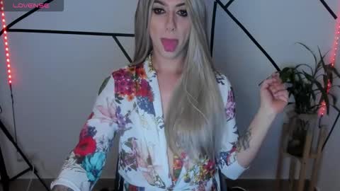  ashley   online show from September 20, 10:10 am