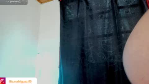 jess_hoffman online show from May 22, 9:55 pm