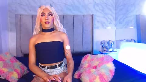 JESS online show from December 18, 1:37 am