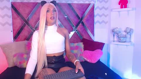 JESS online show from February 13, 2:06 am