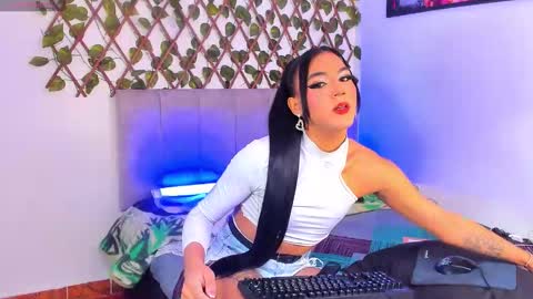 JESS online show from September 27, 3:32 pm