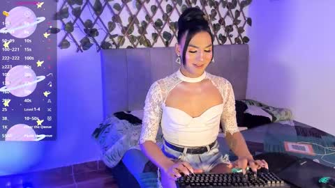 JESS online show from October 10, 4:46 am