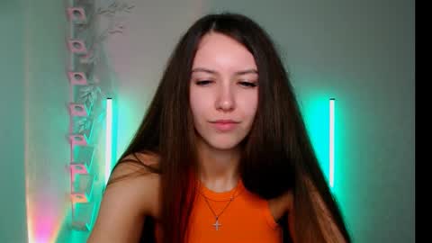 Emma online show from November 15, 11:25 pm