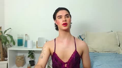 Jhuan Nhez online show from June 8, 1:28 am