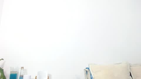 Jhuan Nhez online show from June 9, 1:38 am
