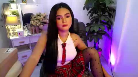 MY IG aleahgomez17 online show from September 18, 11:15 am