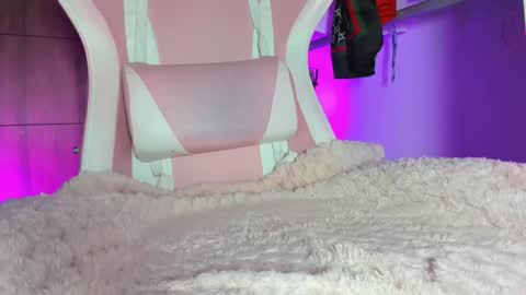 katalinaferreirax online show from November 16, 1:37 am