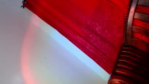 its me kate online show from December 17, 4:45 am