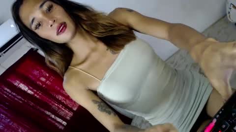 its me kate online show from January 3, 6:33 am