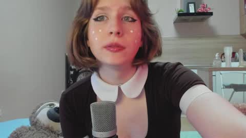 KatieNPZD online show from May 4, 3:00 am