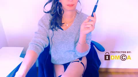 Snapshot of kay_ts chatting on December 6, 8:21 am Kay online show from December 6, 8:21 am