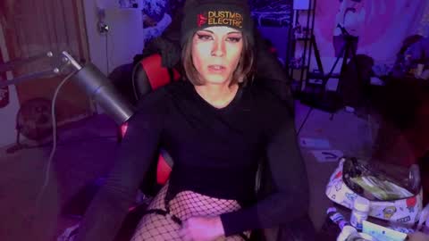 kaynatix online show from December 18, 7:04 am