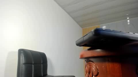 Keila  online show from February 11, 6:54 am