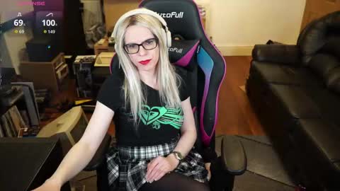 kelseycobalt online show from February 8, 9:10 pm