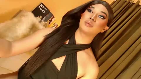 Ebony online show from September 27, 8:18 pm