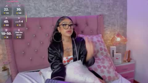 Khelany Isyy  online show from January 6, 5:28 pm