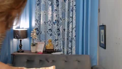 kiana_sucker online show from May 10, 2:16 am