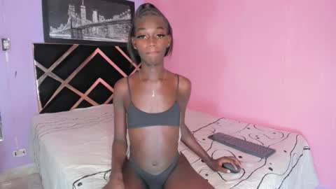 kimberly_ebonny online show from November 10, 9:21 am