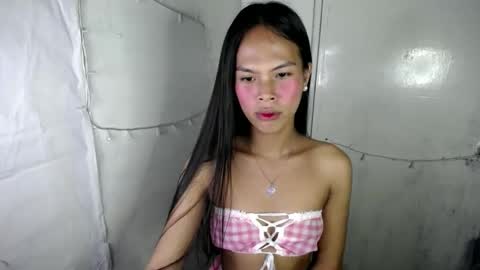 Reyna online show from March 5, 5:56 pm