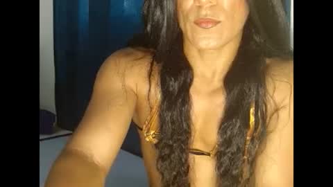 luisa queen online show from December 10, 8:27 pm