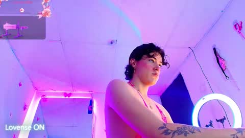 Koral online show from March 2, 1:00 am