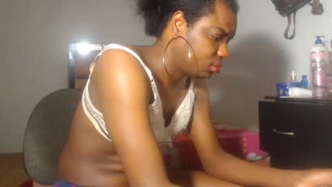 kristal_cox2 online show from May 4, 10:42 am