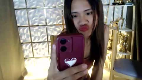 kristine_fox online show from April 21, 3:35 am