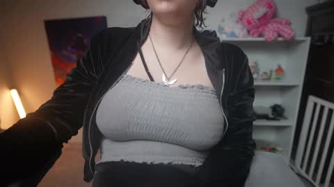 Krystal Syx online show from March 3, 5:02 pm