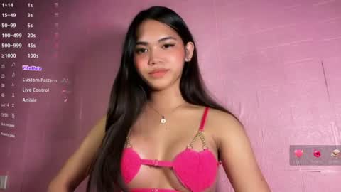 laire online show from June 22, 12:02 pm