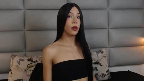 lara online show from February 28, 8:39 pm