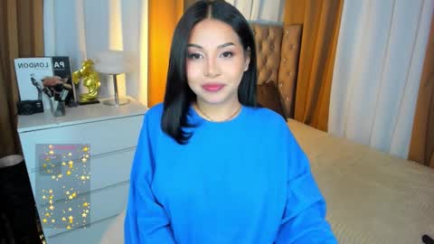 Your sweet Laura online show from October 12, 4:09 pm