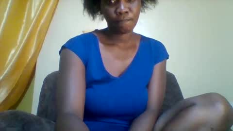 laurelv1 online show from December 10, 10:49 pm