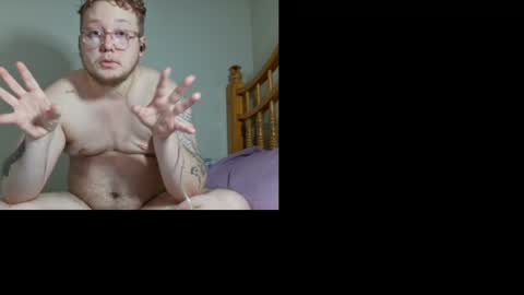 Lavender Lyonne online show from May 26, 3:36 am
