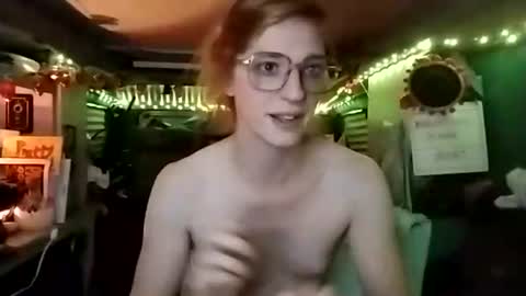 LesleyGumGrass- The Boring Trans girl online show from November 11, 11:39 pm