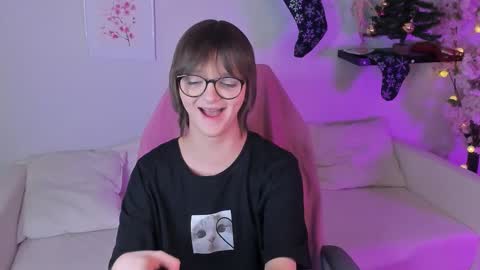 letoria_notley online show from January 9, 9:09 pm