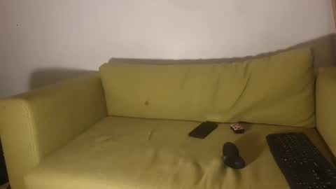 Snapshot of lillysissi chatting on December 31, 12:11 am Lilli Sissy SlutCat online show from December 31, 12:11 am