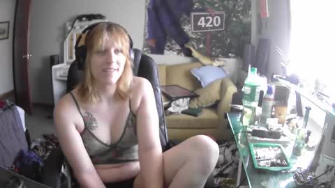 lilybvixen online show from October 2, 3:45 pm